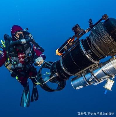 畅游潜行 劳力士与宝珀五十噚潜水腕表的巅峰对决